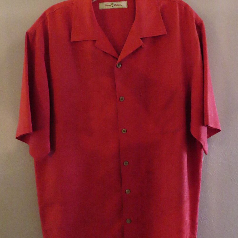 Tommy Bahama Men's Short Sleeve Shirt; Red; Pineapple; 100% Silk; Size S